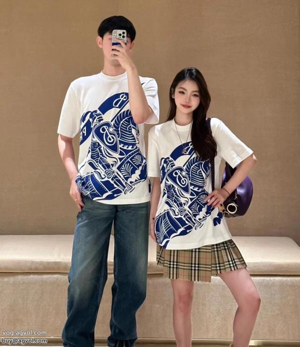 ブランド 品 コピーバーバリー上質感人気商品半袖Tシャツ_0_2
