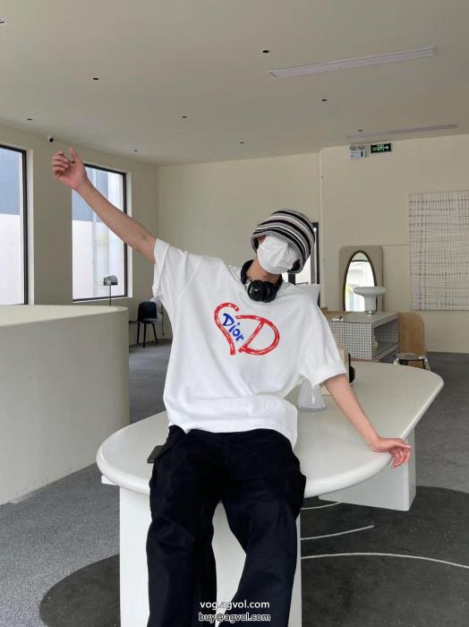 イベント2024新作コスパ最強半袖TシャツDIORコピー 商品 通販_0_3