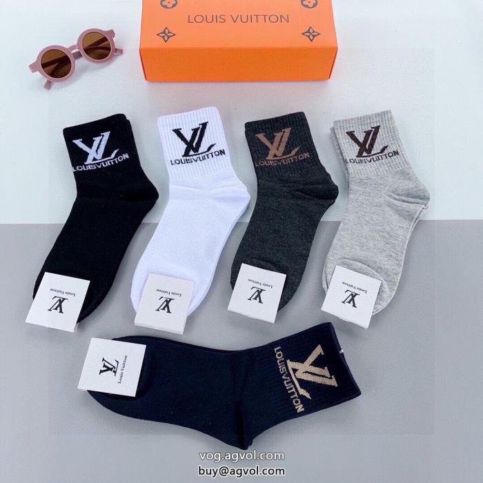 ブランド 品 コピー靴下再入荷が嬉しいシーン問わずに使えるLOUIS VUITTON_0_0