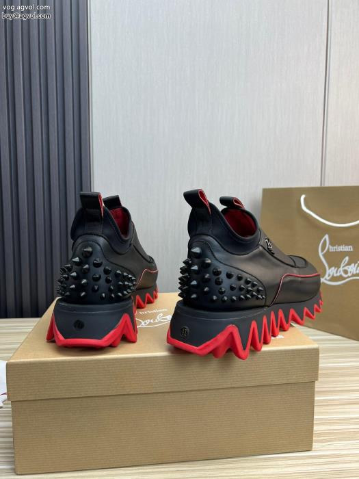 Christian Louboutin偽 ブランド スニーカー大人の色気を印象にお洒落スタイル_0_3