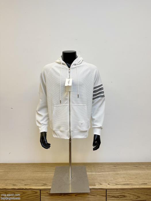 コートTHOM BROWNE23SS洗練デザイン上品さ漂うスーパー コピー ブランド 通販_0_1