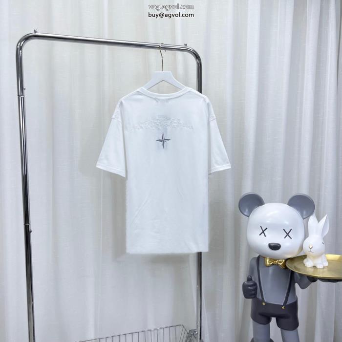 Stone Island半袖Tシャツ愛用者が続出中カジュアルに着こなしスーパー コピー  _0_1