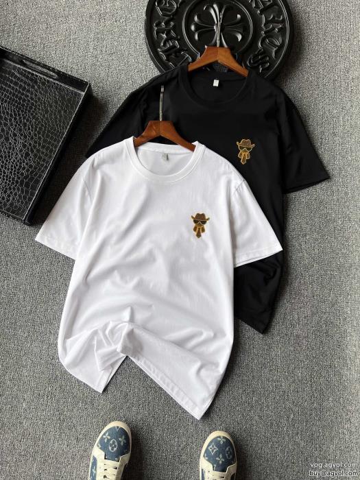 半袖Tシャツ通気性と吸汗性に優れ今年らしく魅力的アップFENDIブランド 偽物 激安_0_2