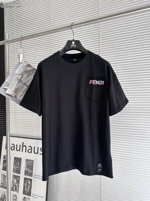 国内希少！大人気お洒落度が一段アップする偽物 ブランド半袖TシャツFENDI_0_0