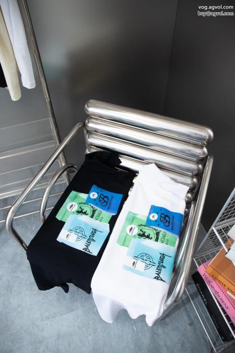絶妙な抜け感可愛い完売確実  大人気半袖Tシャツブランド レプリカバレンシアガ_0_1