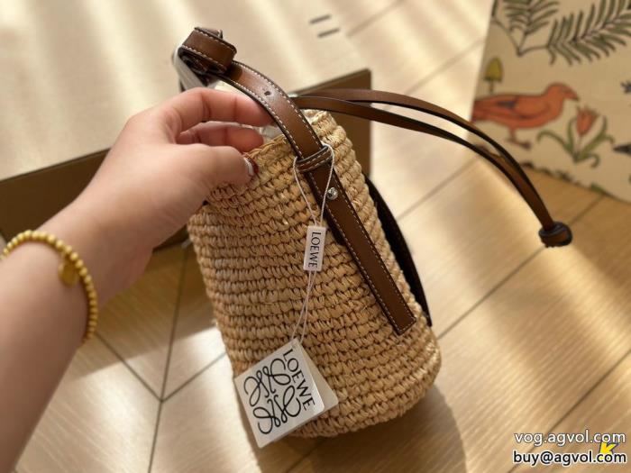 新品限定セールファッションに新しい色偽 ブランド 通販バッグLOEWE_0_1