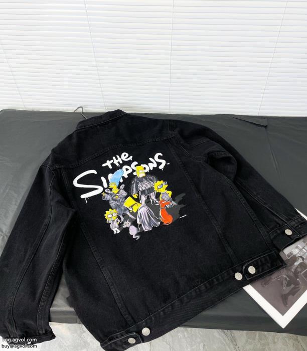 ブランド コピー 通販夏らしく爽やかな印象23AW お早目にbalenciagaコート_0_2