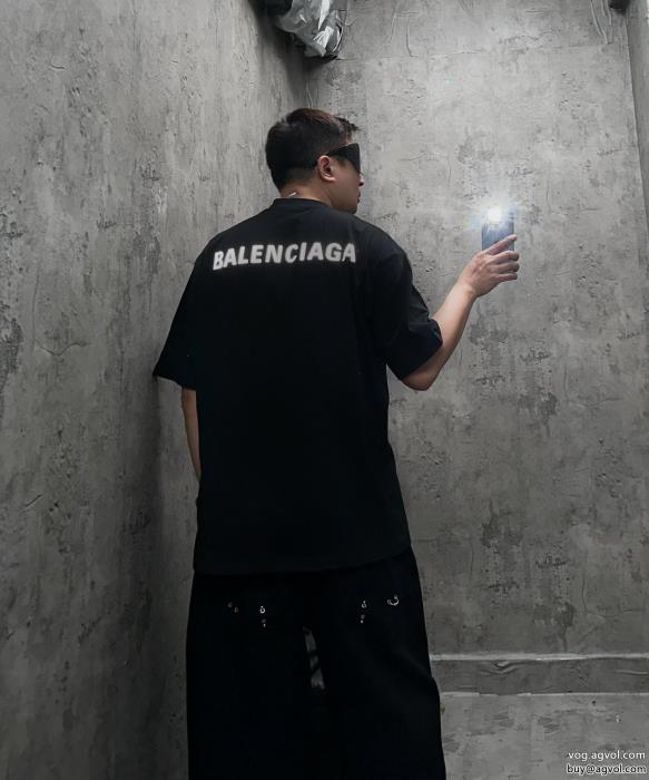 balenciaga激安 ブランド 通販半袖Tシャツ大人の雰囲気たっぷり海外限定_0_1