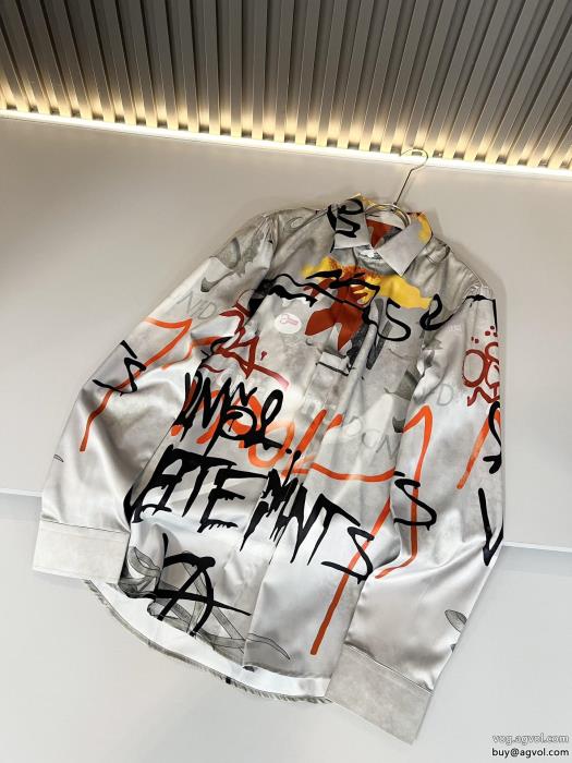 偽 ブランド 通販DSQUARED2着まわし抜群カラー毎年爆発的人気長袖シャツ_0_1