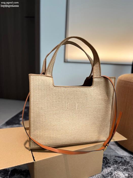 バッグLOEWE世の流行に左右されないデザイン永遠の定番ブランド コピー 優良_0_0