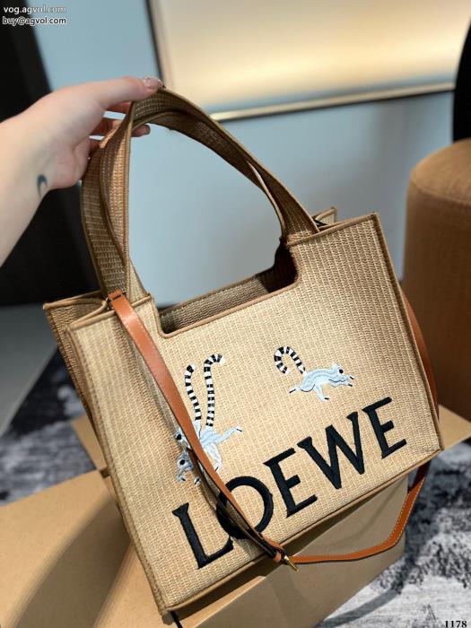 バッグLOEWE世の流行に左右されないデザイン永遠の定番ブランド コピー 優良_0_3