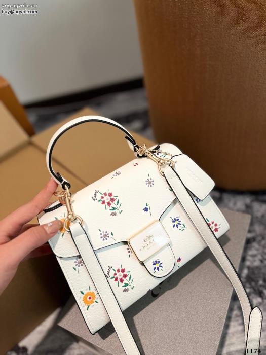 希少なアイテム2024を感じさせるブランド コピー 激安COACHバッグ_0_1