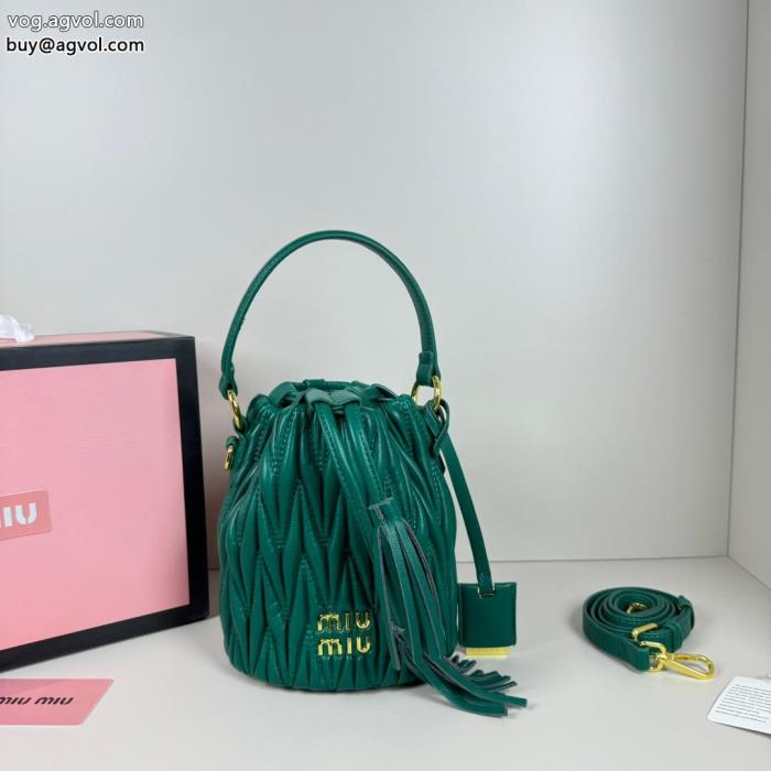 ブランド 偽物 激安 通販今年の正解大人気新作実用性は勿論MIUMIUバッグ_0_6