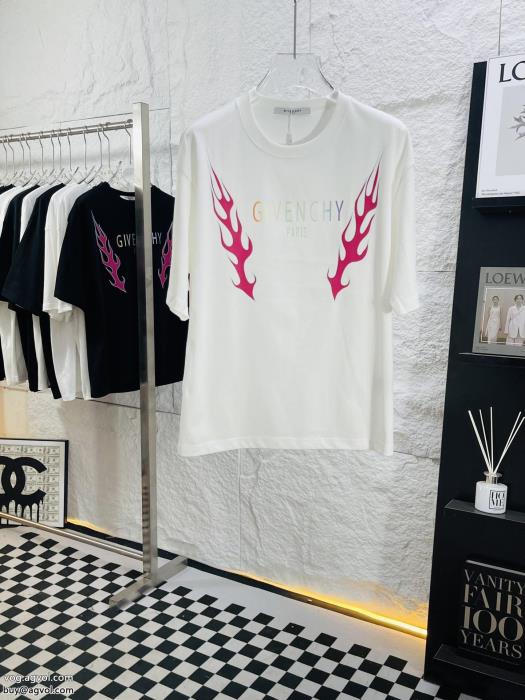 ブランド コピー 激安派手すぎず好感度が高いアイテム半袖Tシャツジバンシー_0_0