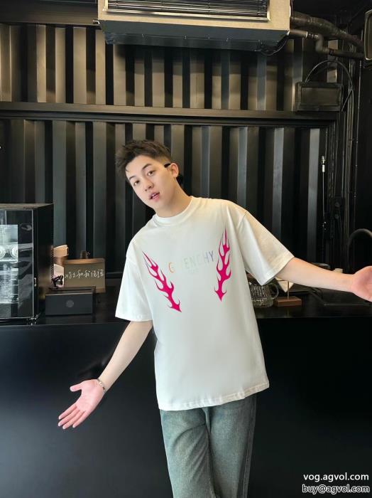 ブランド コピー 激安派手すぎず好感度が高いアイテム半袖Tシャツジバンシー_0_2