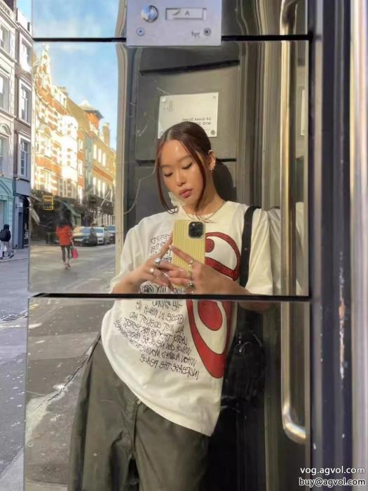 STUSSY半袖Tシャツ上品さ漂う使い勝手のよさが魅力偽 ブランド _0_3