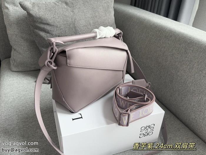 バッグ偽 ブランド大人買いする方も多い大人気商品LOEWE_0_0