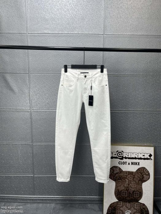 ジーンズ日本未入荷カラーキュートな印象ARMANIブランド コピー ショップ_0_1