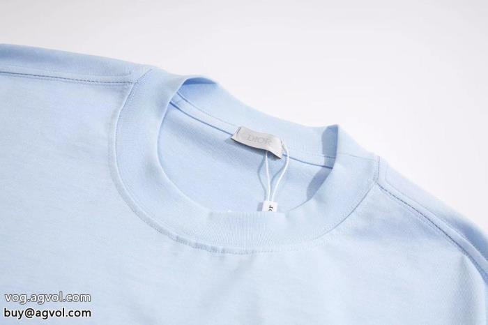 偽 ブランド 販売ディオール半袖Tシャツ2024即旬な装いに高級感が好評です_0_2
