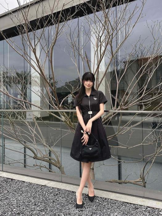 PRADA完売間近期間限定VIPセールスーパー ブランド コピーワンピース_0_2