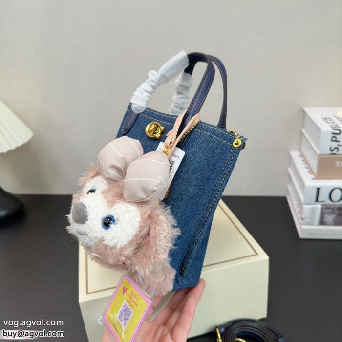 COACH偽 ブランド バッグ雑誌も街も人気アイテム愛用ブランド_0_2