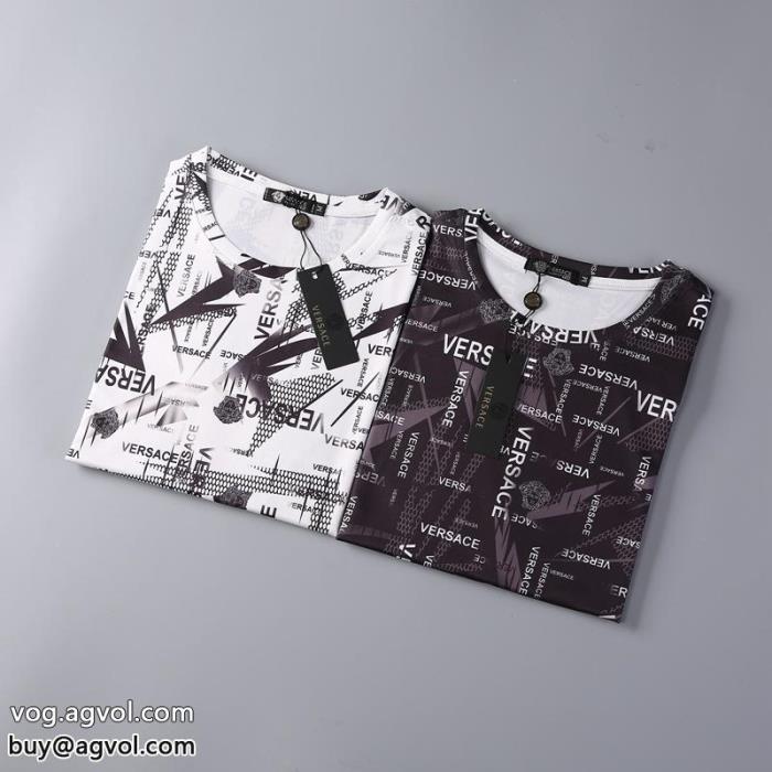 VERSACE半袖Tシャツスーパー コピー ブランドオトナの余裕お洒落上級者_0_1