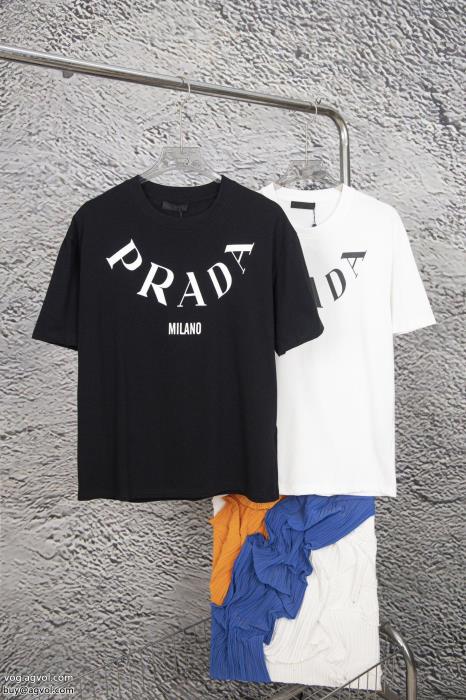 夏らしい爽やかさ高い人気偽 ブランド半袖Tシャツプラダ_0_1