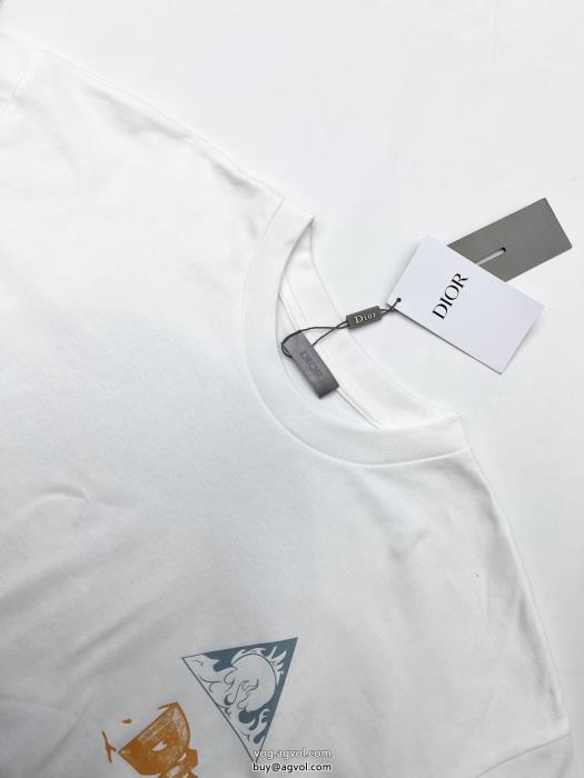 スーパー コピー  優しい印象を与えてくれ新着2024セール半袖TシャツDIOR_0_1