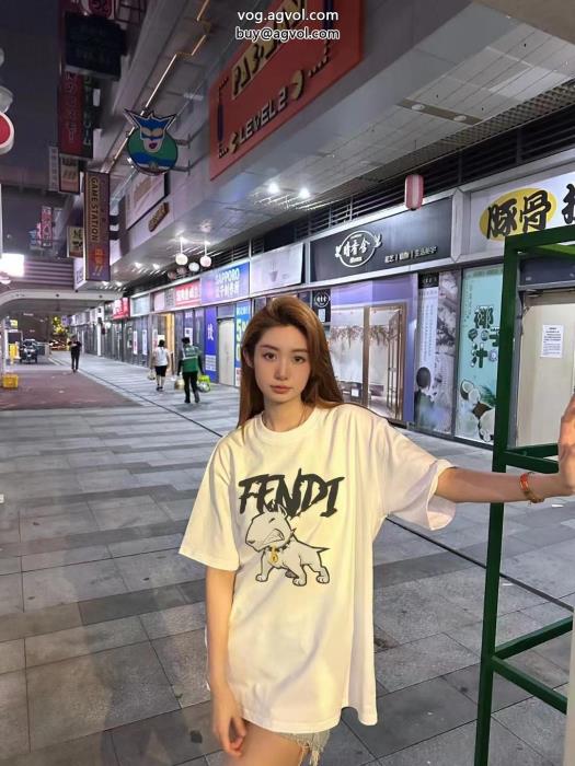 半袖Tシャツコピー ブランド 販売FENDI目を惹く洗練された印象_0_2