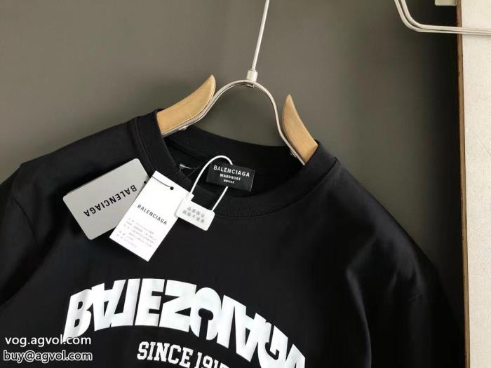 balenciagaブランド コピー 品通年使えるアイテムクラシカルな雰囲気半袖Tシャツ_0_0