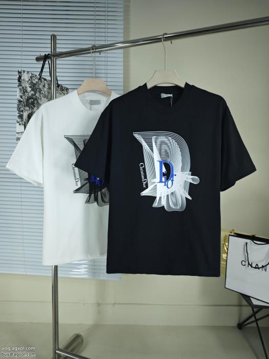 コピー ブランド半袖Tシャツ元気な印象に最新商品即完売必至DIOR_0_0