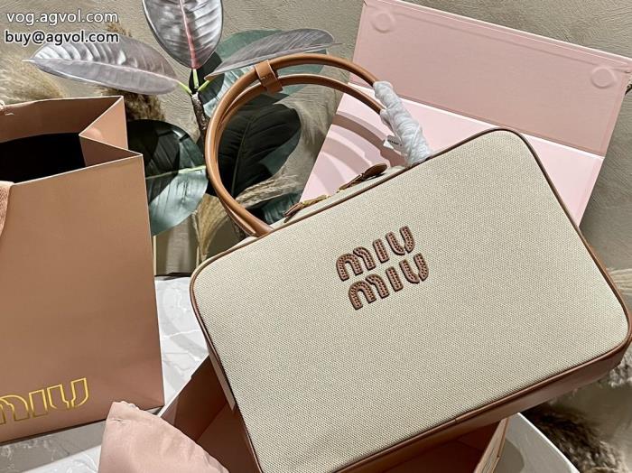 新作売切れ続出超カッコイイコピー 商品 販売MIUMIUバッグ_0_0