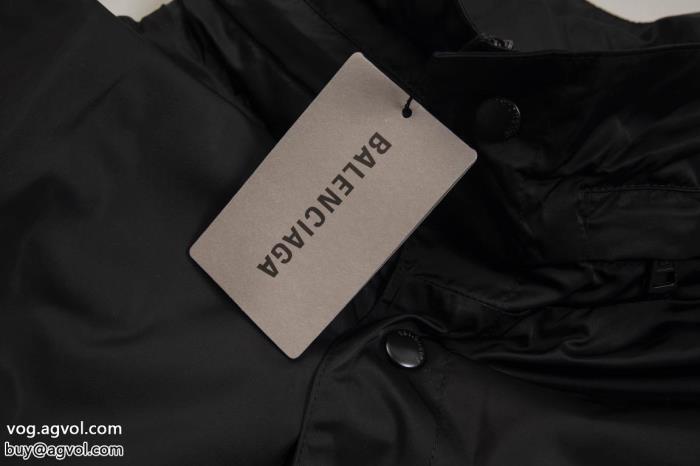 balenciagaコートスーパー コピー  海外限定モデル 新作2024年春限定 永遠の定番_0_3