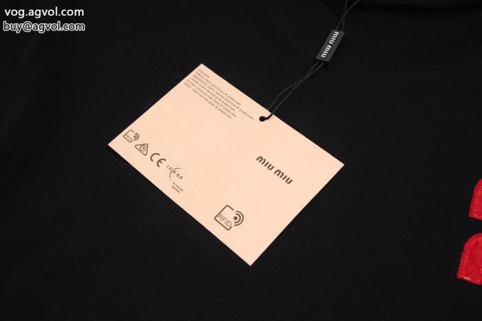 半袖Tシャツ華やかな印象夏らしい品格が漂うミュウミュウスーパー コピー  _0_3