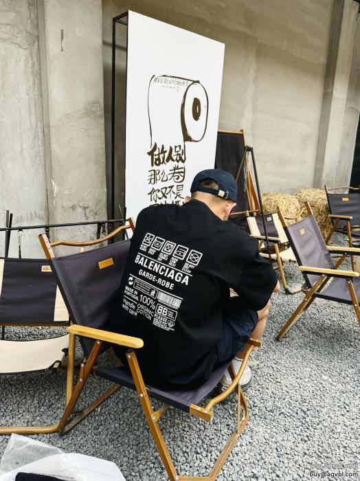 ブランド レプリカ半袖Tシャツbalenciaga映え度MAX海外限定モデル 新作_0_3