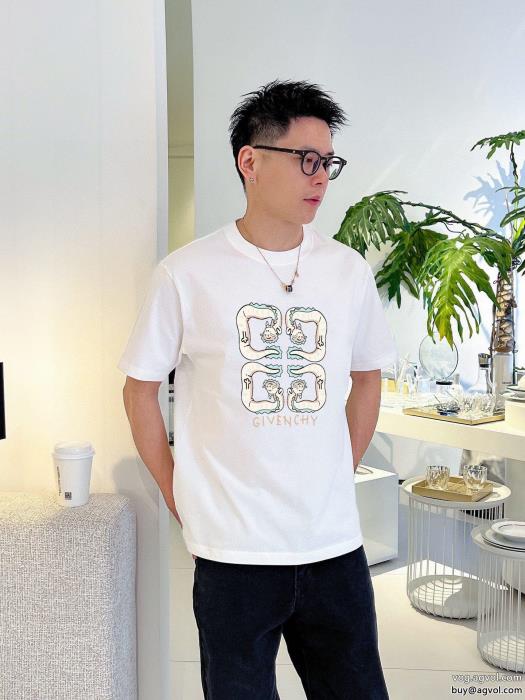 半袖Tシャツブランド コピー流行の最前線機能的なアイテムGIVENCHY_0_2