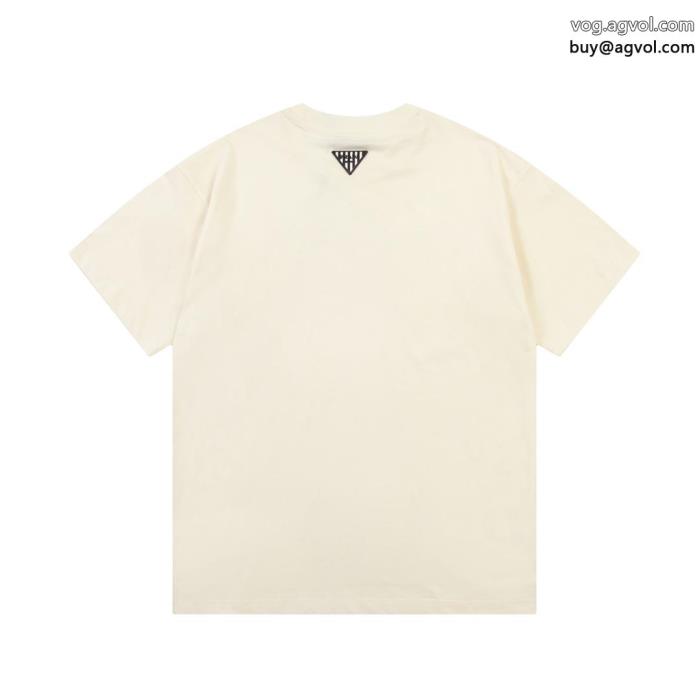 ブランド コピー 品23SS海外直営お洒落さんの愛用率が高い半袖TシャツPRADA_0_0