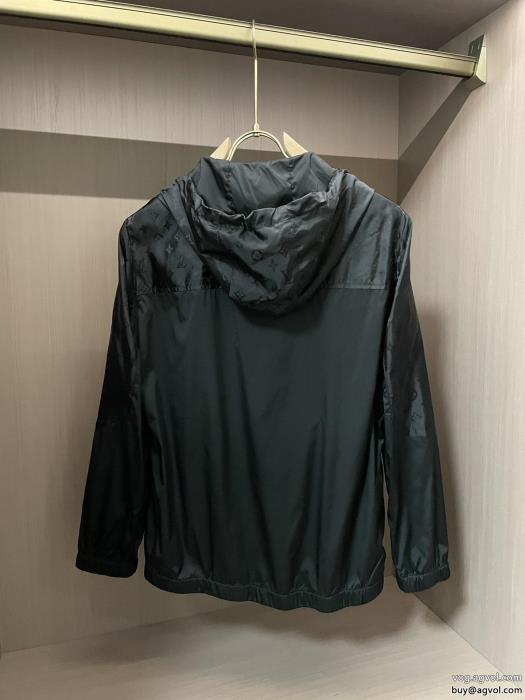 LOUIS VUITTON流行の最前線今季話題の一級品コートスーパー コピー 販売_0_1