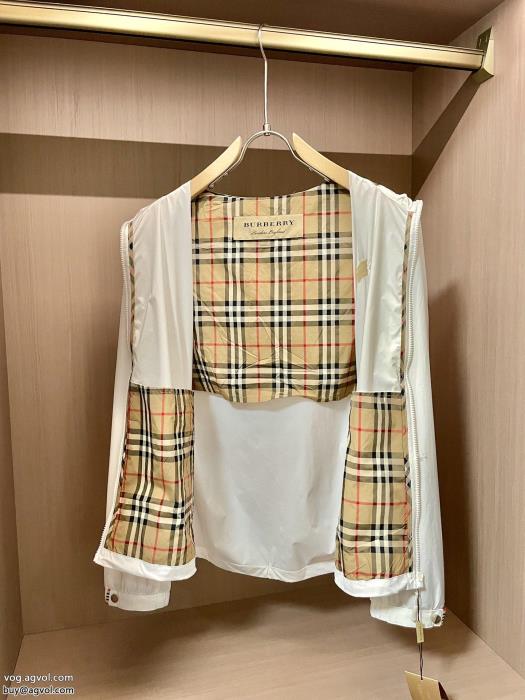 スーパー コピー  魅力的な価格大人の色気を印象にBURBERRYコート_0_3