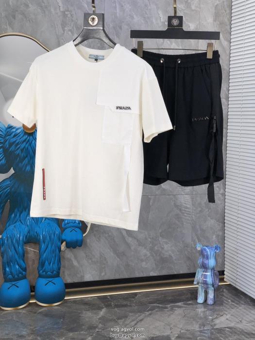 コピー 商品 通販セット洗練された魅力が光る今シーズン新作PRADA_0_0