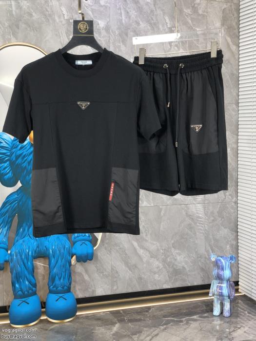 コピー 品 販売セットオシャレな印象にファッション感が急上昇！PRADA_0_3
