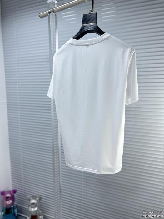 半袖Tシャツ上質感爽やかさMONCLER偽物 ブランド 販売_0_4