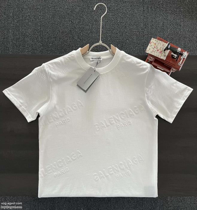 balenciaga最新トレンドファッション新着著名人愛用半袖Tシャツブランド 偽物 通販_0_2