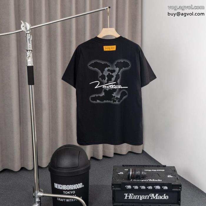 大人気ブランドSS23限定版ブランド コピー 販売 半袖TシャツLOUIS VUITTON_0_3