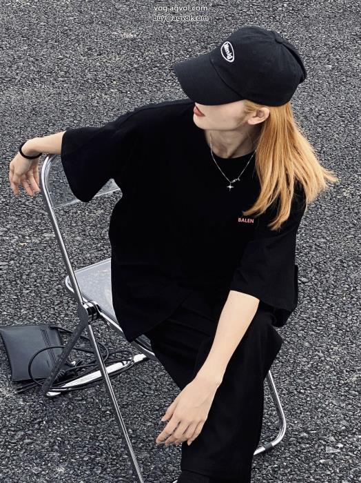 重宝する素晴らしい2024の新作半袖Tシャツbalenciagaブランド コピー s 級_0_2