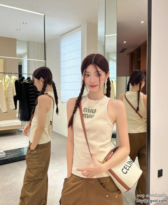 大好評トレンドスタイルスーパー コピー ブランド 専門半袖TシャツMIUMIU_0_1