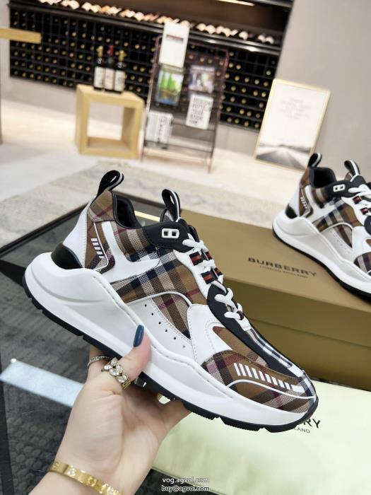 スニーカーBURBERRYスーパー コピー 通販 優良クラシックな雰囲気のトップス最安に挑戦_0_3