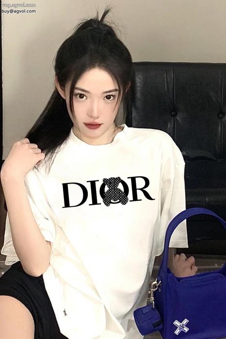 定番人気のモデル大人着用可コピー ブランド 優良ディオール半袖Tシャツ_0_0