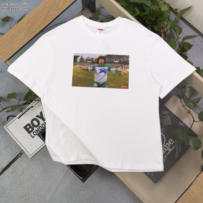 偽 ブランド 半袖TシャツSUPREME抜け感を出す個性派さん_0_0
