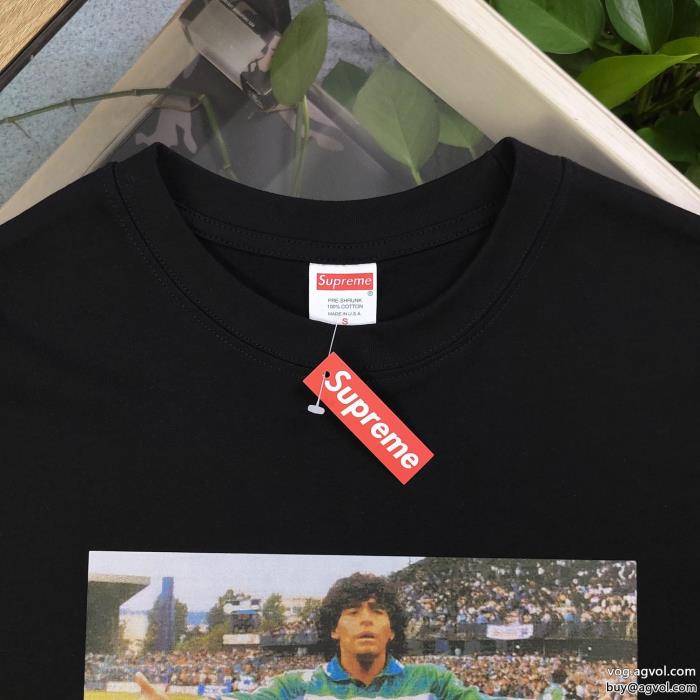 偽 ブランド 半袖TシャツSUPREME抜け感を出す個性派さん_0_3